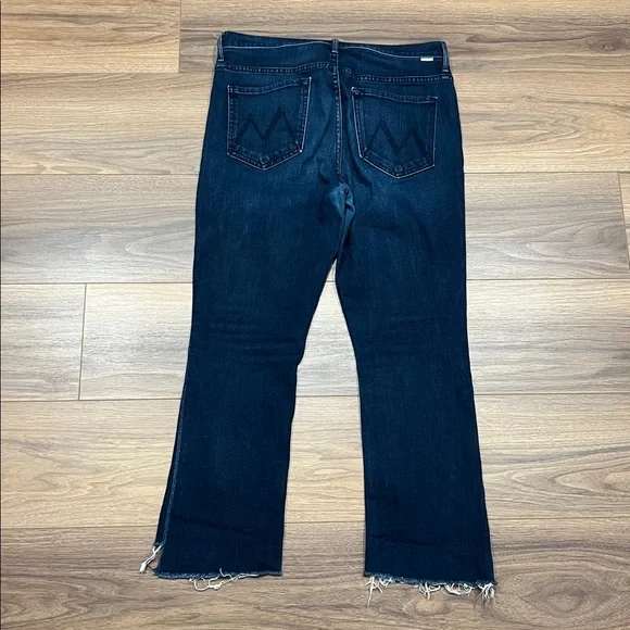 Mother The Insider Crop Step Fray Jeans in Movin On Up Size 31 - Picture 12 of 16